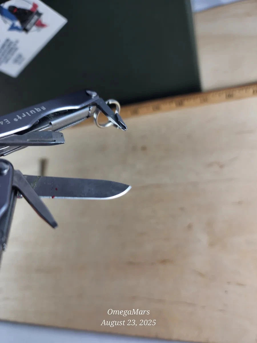 Leatherman Squirt E4 ATF training. Rare and Discontinued