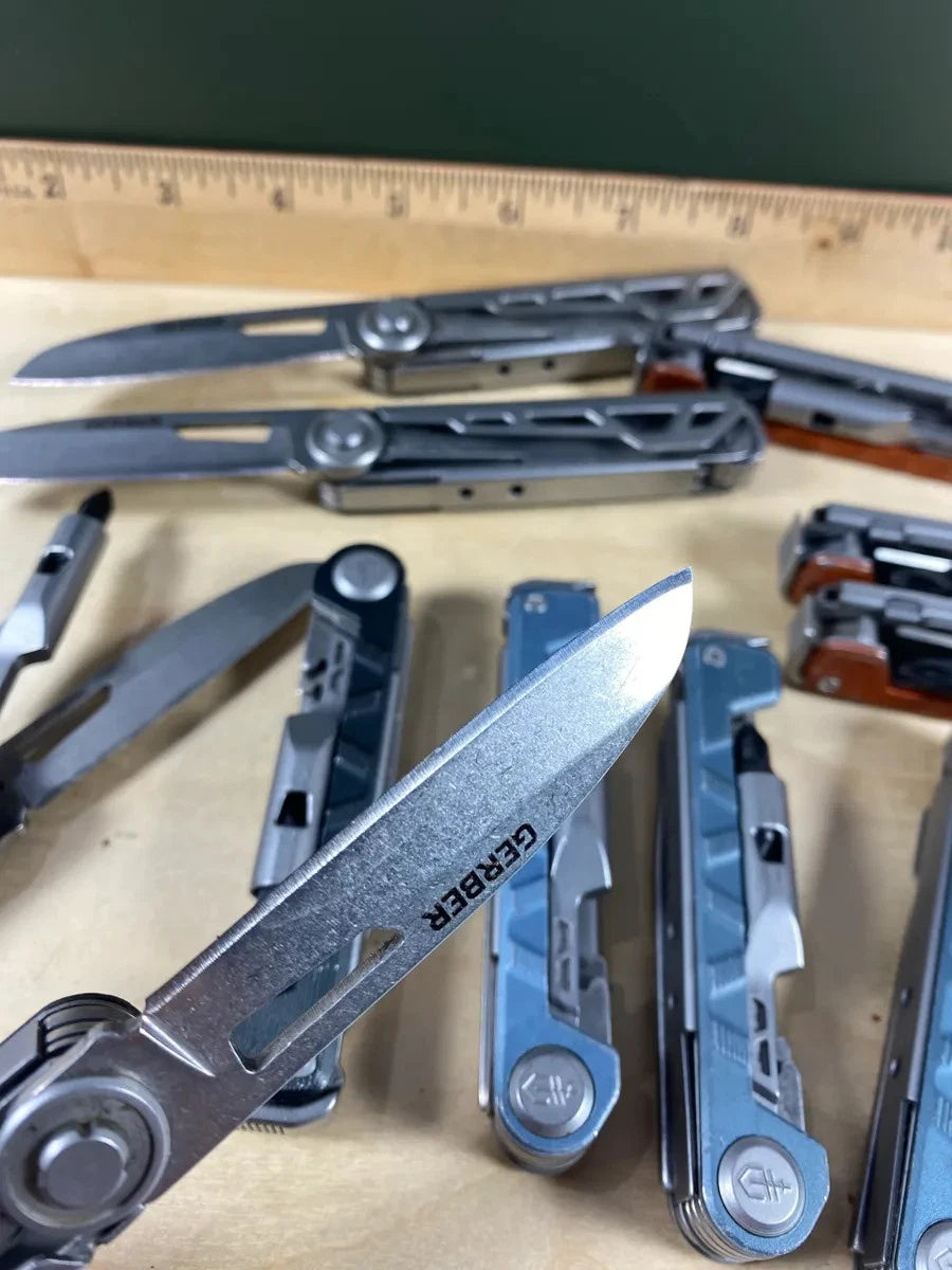 GERBER Armbar Drive EDC Pocket Knife Multitool - Light Usage