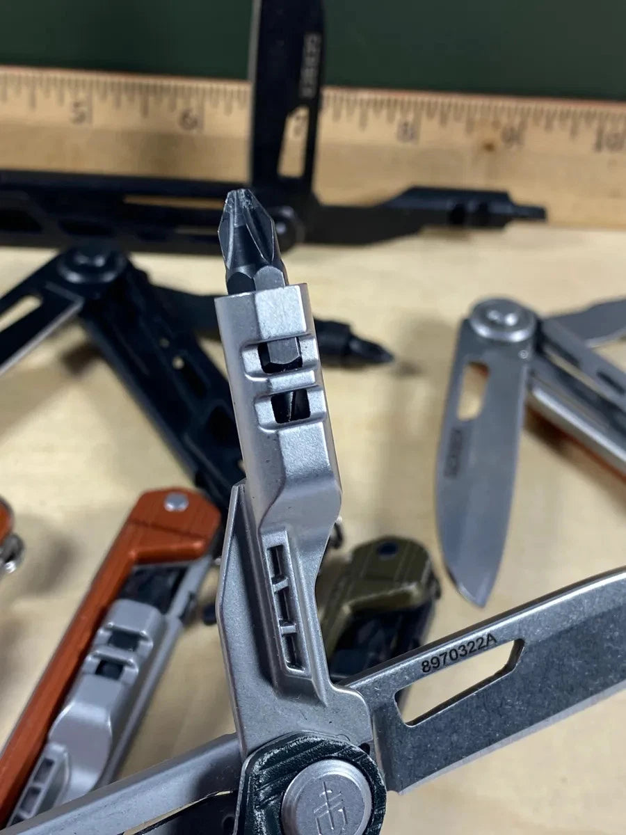 GERBER Armbar Slim Drive EDC Pocket Knife Multitool - Light Usage